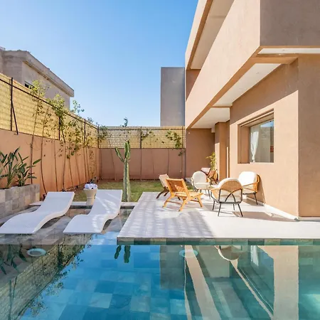 Villa Dar Yas, A 20Min Du Centre Avec Piscine Chauffee, Cuisiniere, Chauffeur, Air Hockey, Ping-Pong & Jeux De Societe Marrakesh Exterior photo