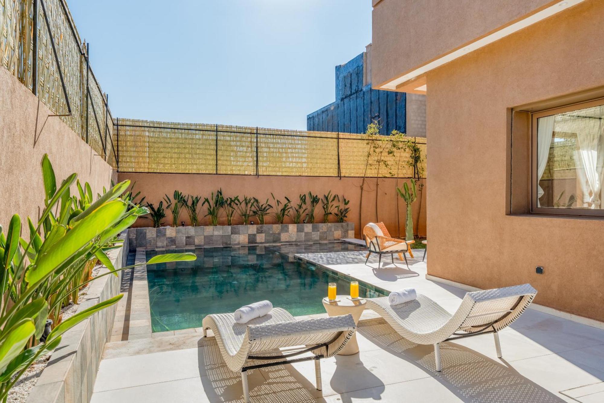 Dar Yas, A 20min Du Centre Avec Piscine Chauffee, Cuisiniere, Chauffeur, Air Hockey, Ping-pong & Jeux De Societe * Marrakesh