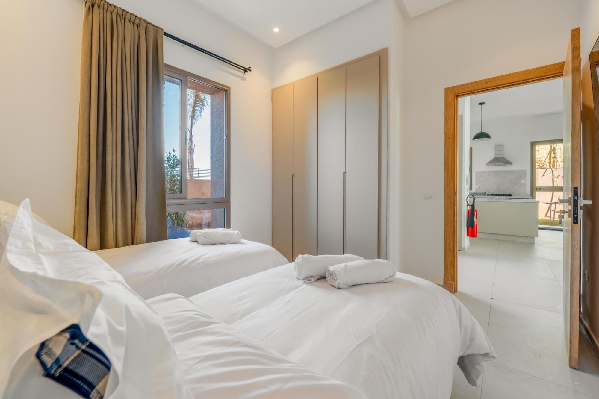 Dar Yas, A 20min Du Centre Avec Piscine Chauffee, Cuisiniere, Chauffeur, Air Hockey, Ping-pong & Jeux De Societe Villa