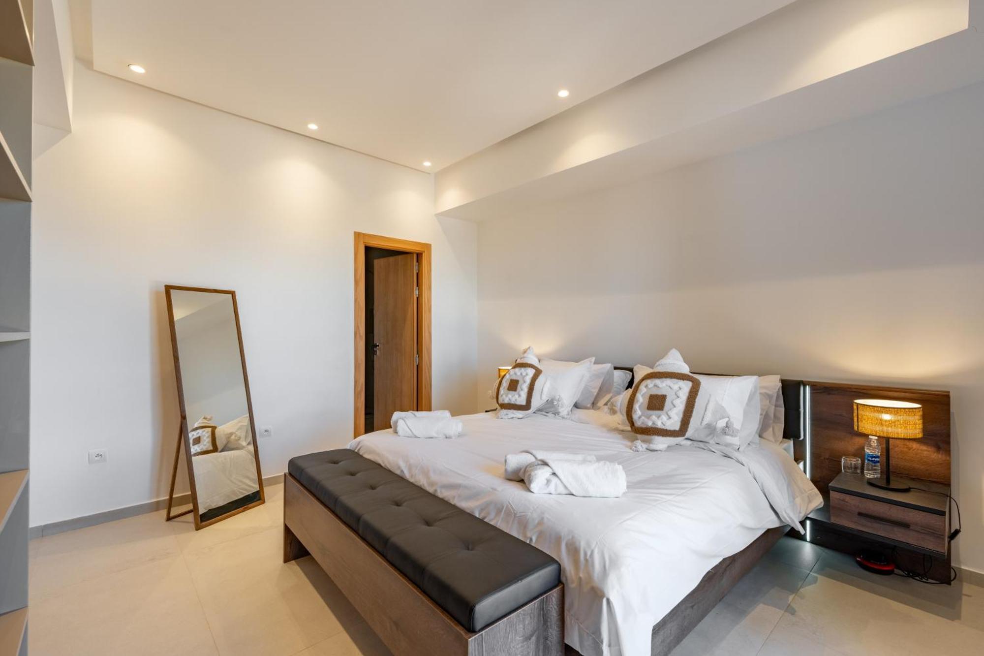 Dar Yas, A 20min Du Centre Avec Piscine Chauffee, Cuisiniere, Chauffeur, Air Hockey, Ping-pong & Jeux De Societe 别墅 马拉喀什